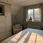 Cozy Family House With Garden In Knokke-zoute *