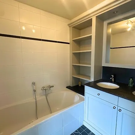 Cozy Family House With Garden In Knokke-zoute *