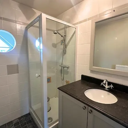 Vakantiehuis Cozy Family House With Garden In Knokke-zoute Knokke-Heist