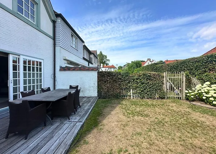 Cozy Family House With Garden In Knokke-zoute Knokke-Heist