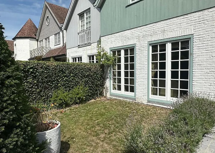 Cozy Family House With Garden In Knokke-zoute Vakantiehuis Knokke-Heist