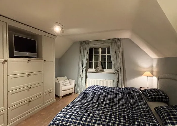 Cozy Family House With Garden In Knokke-zoute Vakantiehuis *